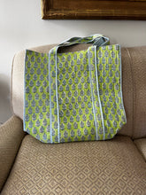 Load image into Gallery viewer, Quilted Bags
