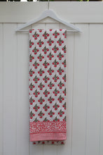 Load image into Gallery viewer, Nellie Tablecloth