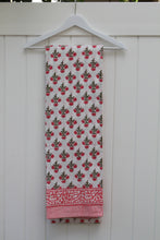 Load image into Gallery viewer, Tablecloth with floral pattern on a white wooden fence