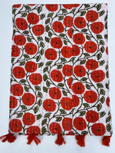 Load image into Gallery viewer, Margo Table Runner