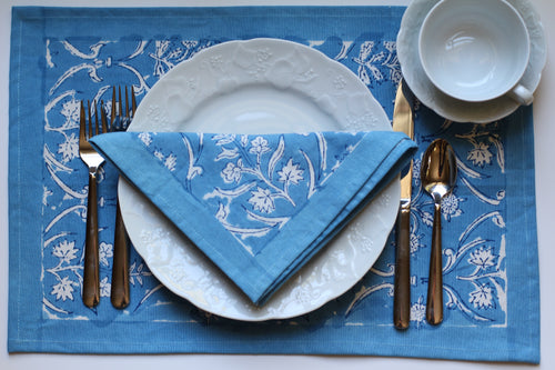 Dorothy Placemats and Napkins